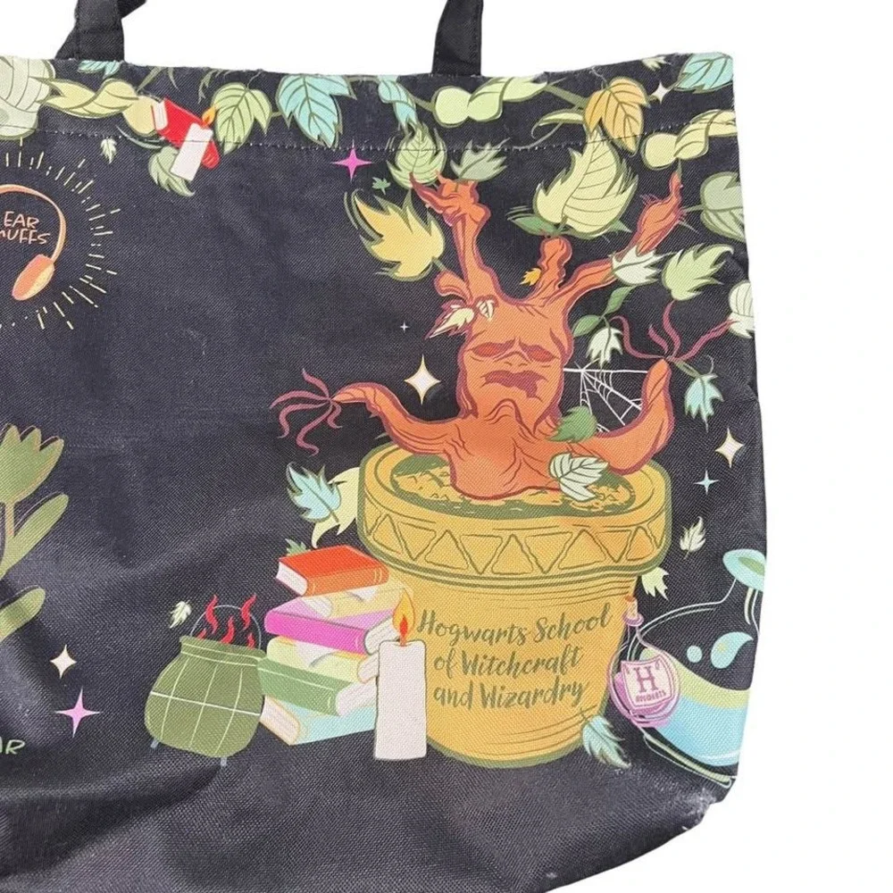 Wizarding World Harry Potter Herbology Tote Preowned Slight DAMAGE Apx 14